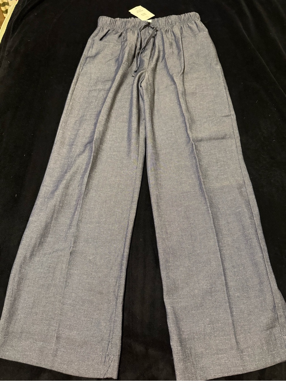 NWT H&M Wide Leg Pants in Dark Navy Chambray Size Small